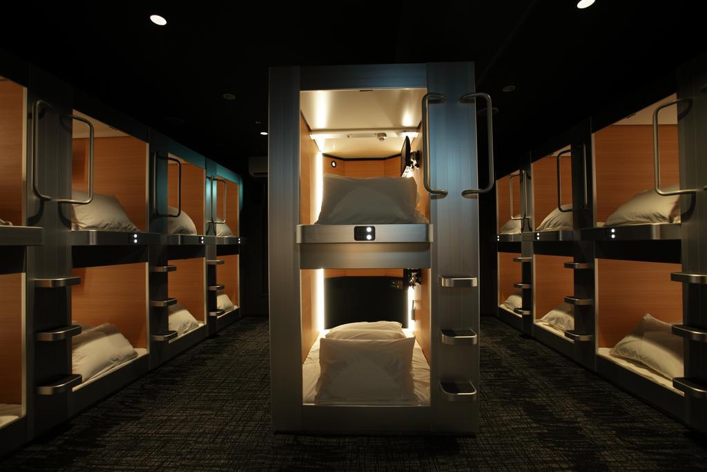 New Japan Capsule Hotel Cabana Osaka Room photo