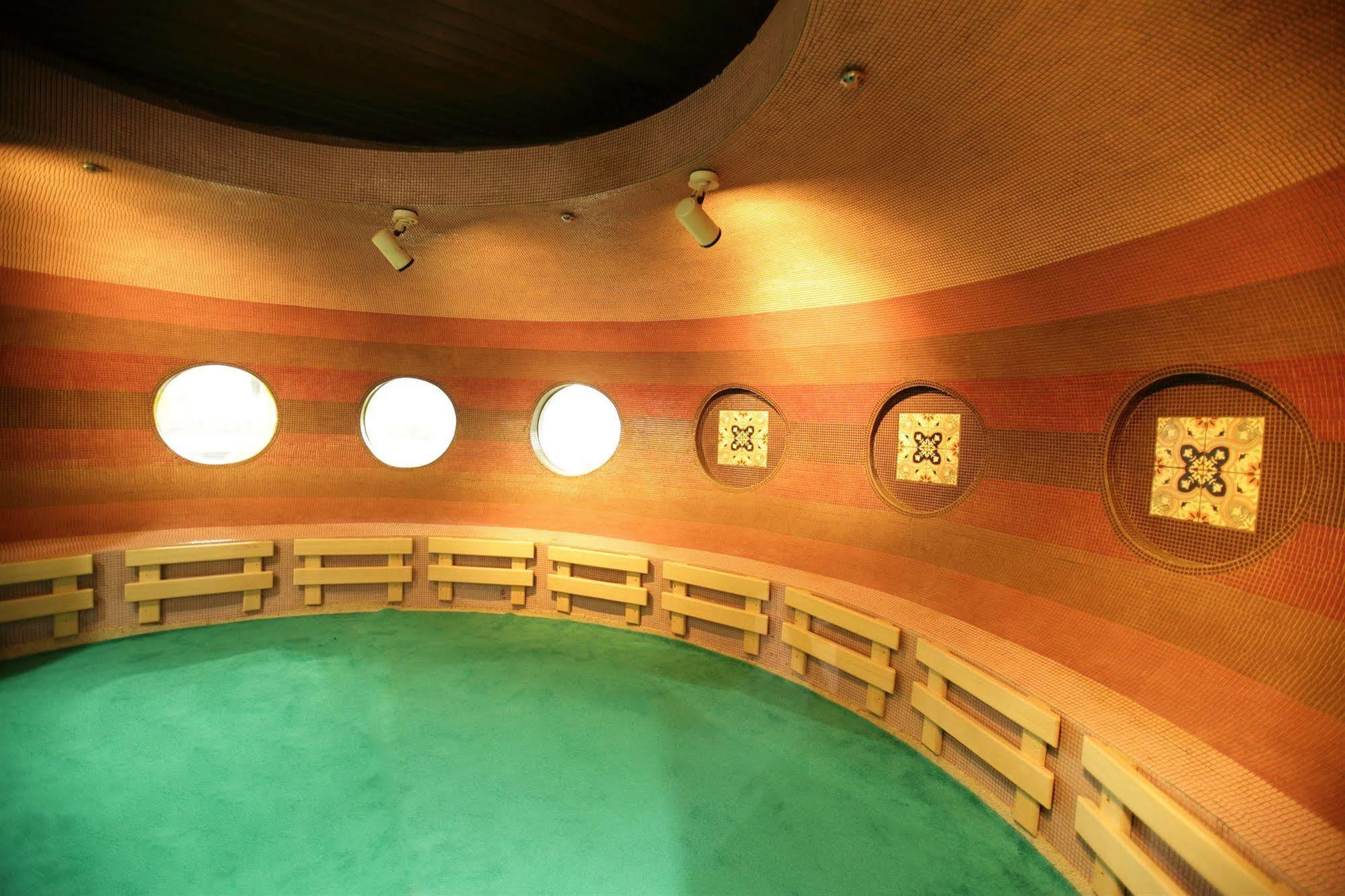 New Japan Capsule Hotel Cabana Osaka Exterior photo