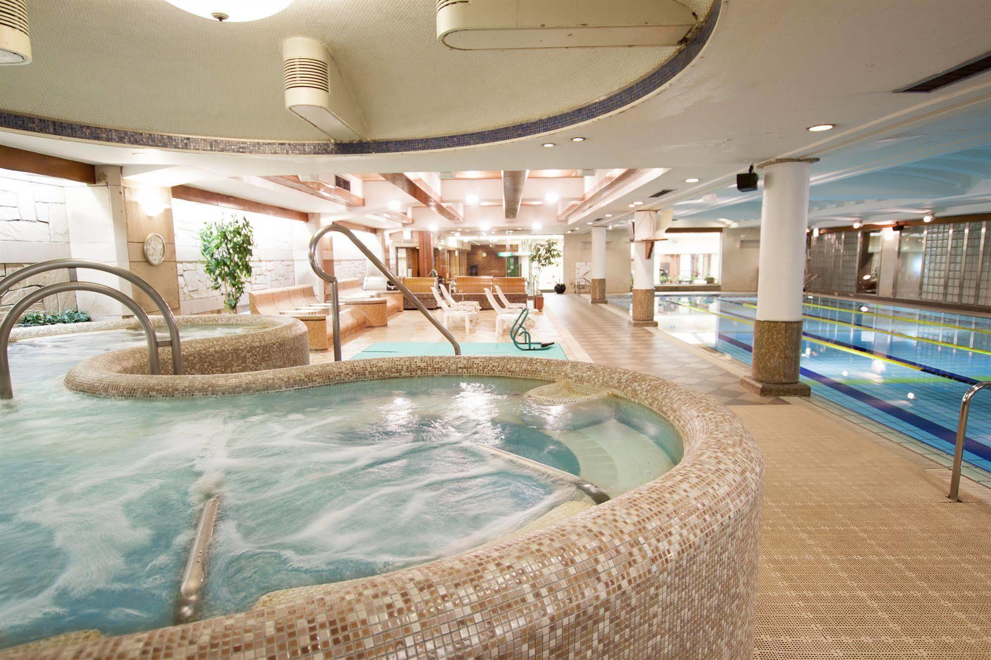 New Japan Capsule Hotel Cabana Osaka Exterior photo